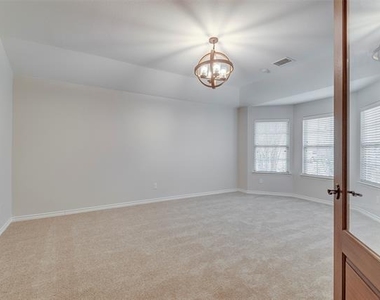 15036 Seventeen Lakes Boulevard - Photo Thumbnail 3