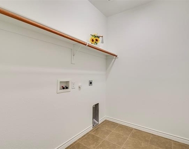 15036 Seventeen Lakes Boulevard - Photo Thumbnail 15
