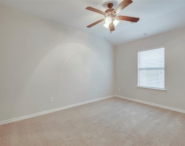 15036 Seventeen Lakes Boulevard - Photo Thumbnail 22