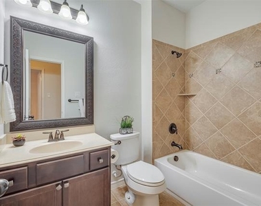 15036 Seventeen Lakes Boulevard - Photo Thumbnail 21