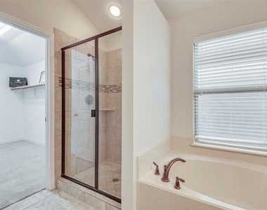 15036 Seventeen Lakes Boulevard - Photo Thumbnail 19