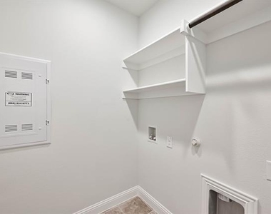 4248 Mingo Drive - Photo Thumbnail 21