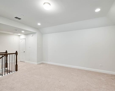 4248 Mingo Drive - Photo Thumbnail 13