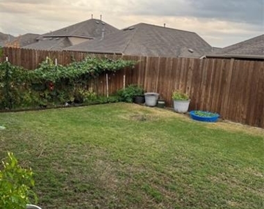 1313 Forest Haven Drive - Photo Thumbnail 30