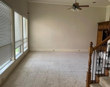 4419 Donegal Drive - Photo Thumbnail 3