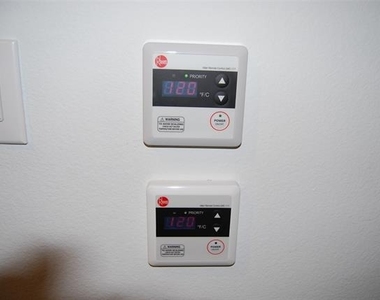 2133 Bonnell Street - Photo Thumbnail 8