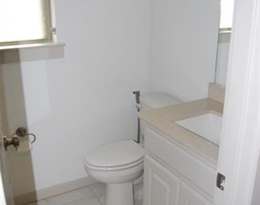 2133 Bonnell Street - Photo Thumbnail 10