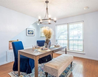 4444 Boston Drive - Photo Thumbnail 4