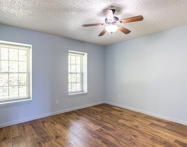 4444 Boston Drive - Photo Thumbnail 25