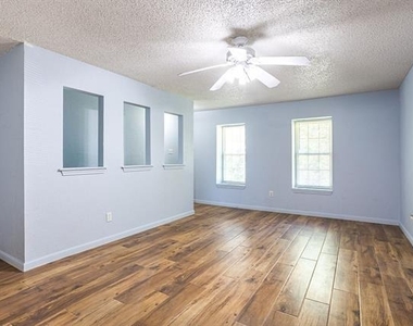 4444 Boston Drive - Photo Thumbnail 22