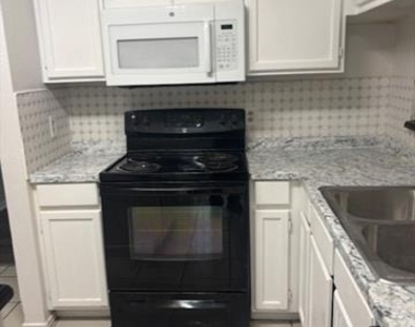 7916 Rice Drive - Photo Thumbnail 12