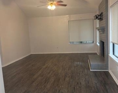 7916 Rice Drive - Photo Thumbnail 5