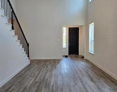 508 Weller Road - Photo Thumbnail 1