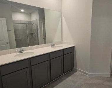 508 Weller Road - Photo Thumbnail 10