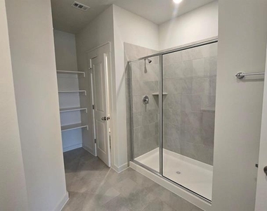 508 Weller Road - Photo Thumbnail 8