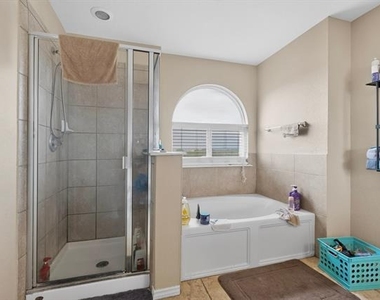 2435 Castle Pines Drive - Photo Thumbnail 18