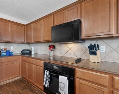 2435 Castle Pines Drive - Photo Thumbnail 9