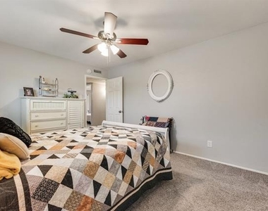 5801 Redwood Lane - Photo Thumbnail 14