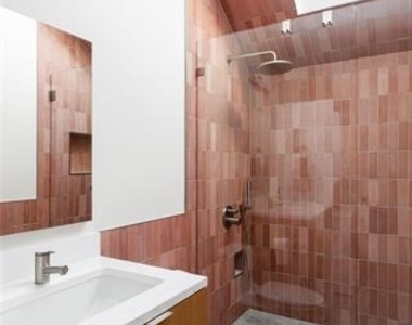 11644 Colmar Street - Photo Thumbnail 8