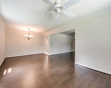 438 Daniel Street - Photo Thumbnail 4