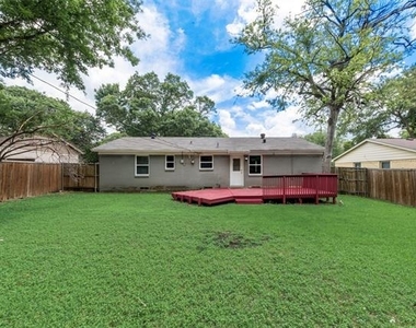 438 Daniel Street - Photo Thumbnail 17