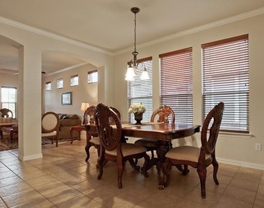 5409 Buckland Drive - Photo Thumbnail 6