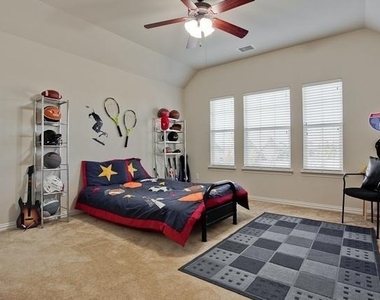 5409 Buckland Drive - Photo Thumbnail 20