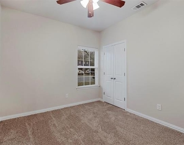 731 W Morton Street - Photo Thumbnail 8