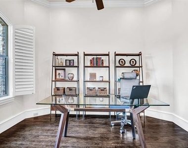 4828 Pyramid Drive - Photo Thumbnail 9