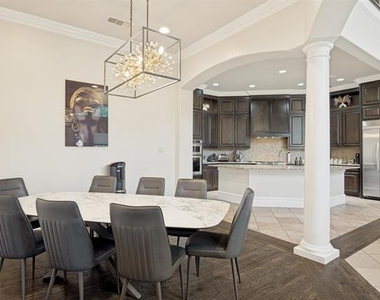 4828 Pyramid Drive - Photo Thumbnail 5
