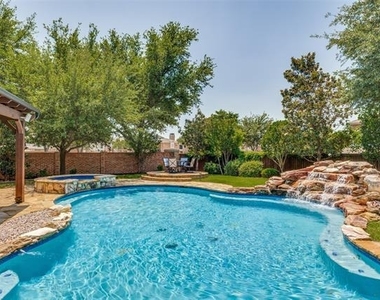 4828 Pyramid Drive - Photo Thumbnail 10