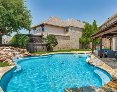 4828 Pyramid Drive - Photo Thumbnail 12