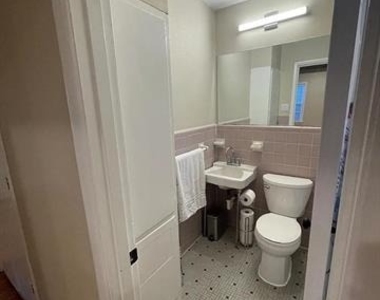 805 20th Street - Photo Thumbnail 7