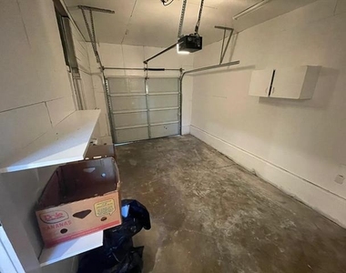 805 20th Street - Photo Thumbnail 11