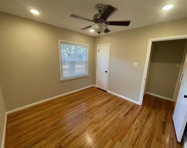 805 20th Street - Photo Thumbnail 10