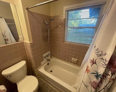 805 20th Street - Photo Thumbnail 8