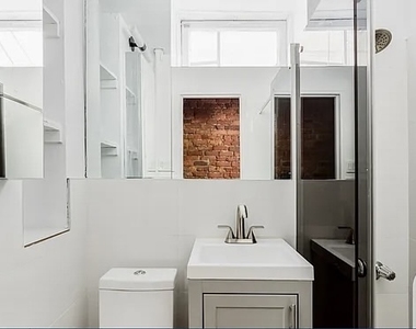 57 Thompson Street - Photo Thumbnail 7