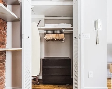 57 Thompson Street - Photo Thumbnail 3