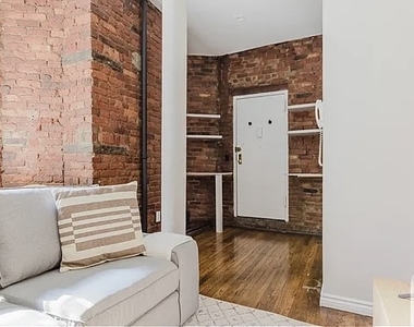 57 Thompson Street - Photo Thumbnail 1