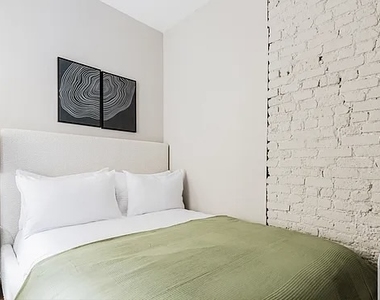 57 Thompson Street - Photo Thumbnail 5