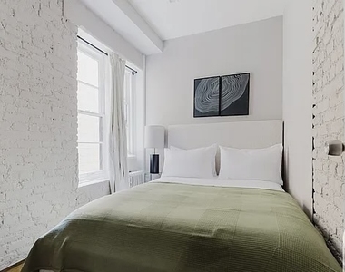 57 Thompson Street - Photo Thumbnail 4