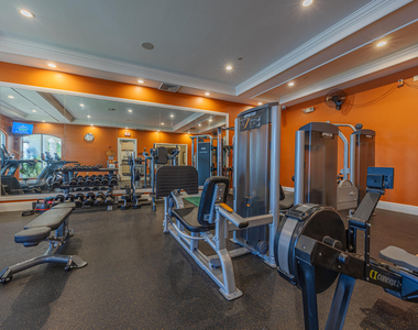 2412 Tuscany Way - Photo Thumbnail 26