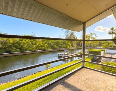 1845 Robalo Drive - Photo Thumbnail 5
