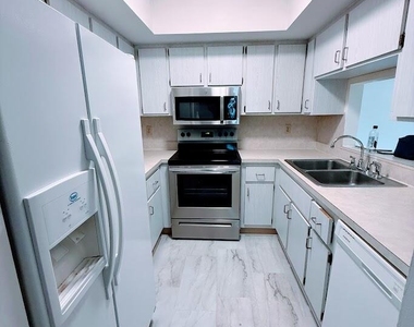 1845 Robalo Drive - Photo Thumbnail 6