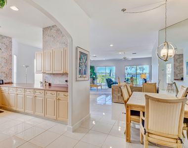 919 Augusta Pointe Drive - Photo Thumbnail 8