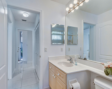 919 Augusta Pointe Drive - Photo Thumbnail 31