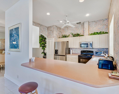 919 Augusta Pointe Drive - Photo Thumbnail 14