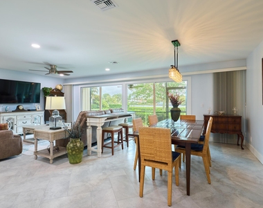 9130 Se Riverfront Terrace - Photo Thumbnail 5