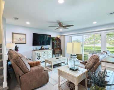 9130 Se Riverfront Terrace - Photo Thumbnail 7