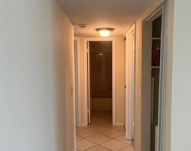 9993 Three Lakes Circle - Photo Thumbnail 15